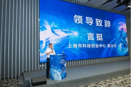 行业声音：工业级人形机器人进入量产前夜