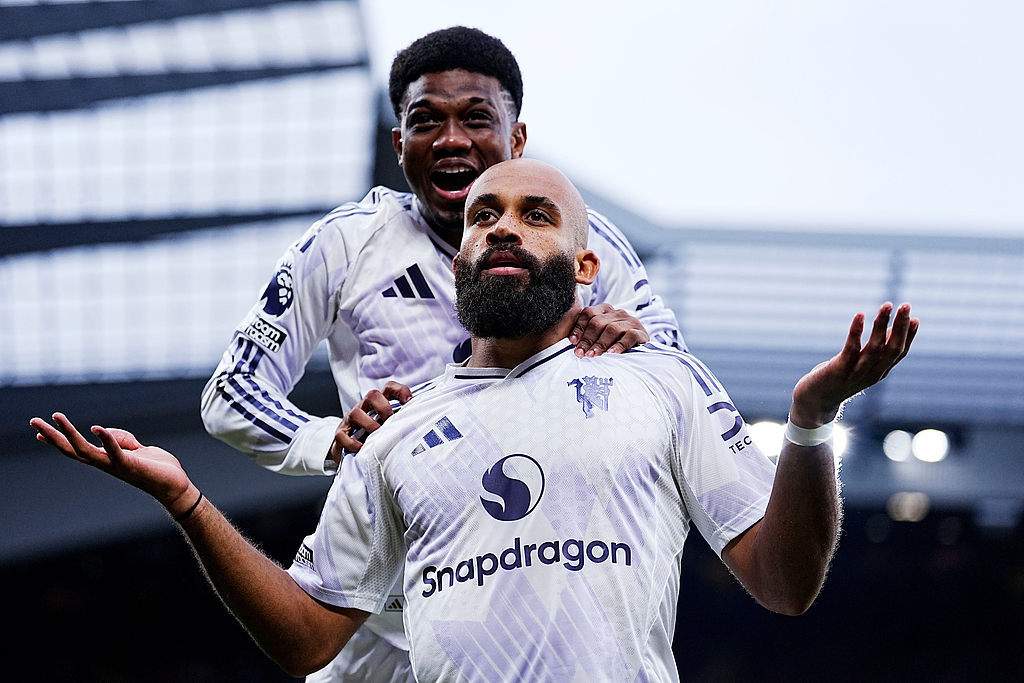 利物浦各项赛事遭遇4连败，大肆砸钱压垮了斯洛特？